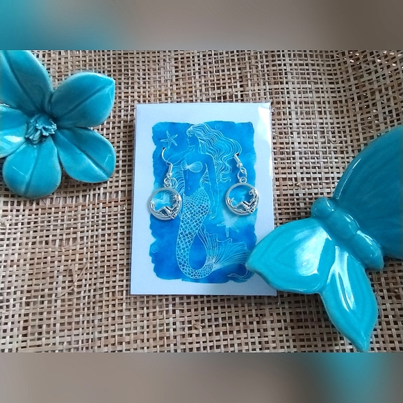 New in Package Mermaid Earrings - Picture 3 of 11